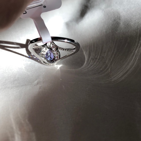 Tanzanite and White Topaz , Sterling Silver Ring 7 - Picture 4 of 6